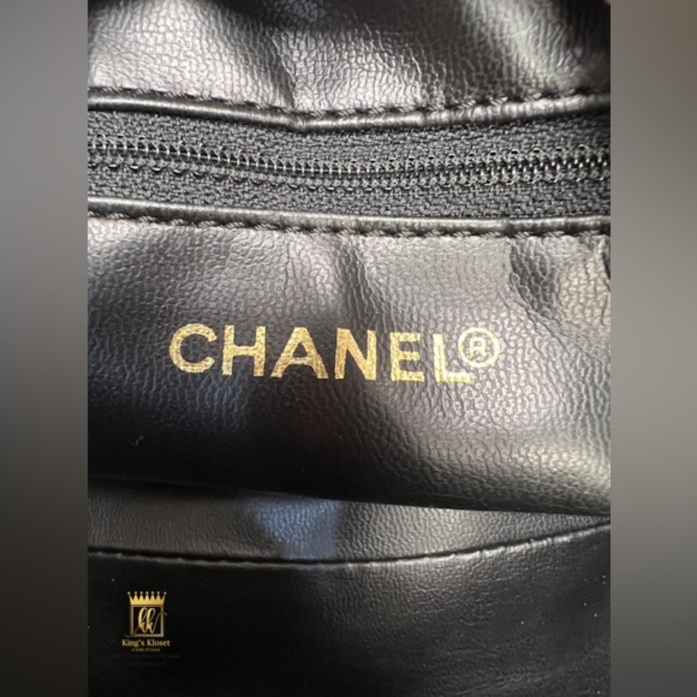 Chanel Cosmetic Pouch - Picture 11 of 15